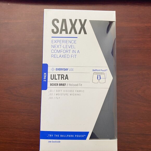 Saxx Ultra 2 pack Boxer Briefs Ultimate Comfort Navy & Black - Picture 2 of 3